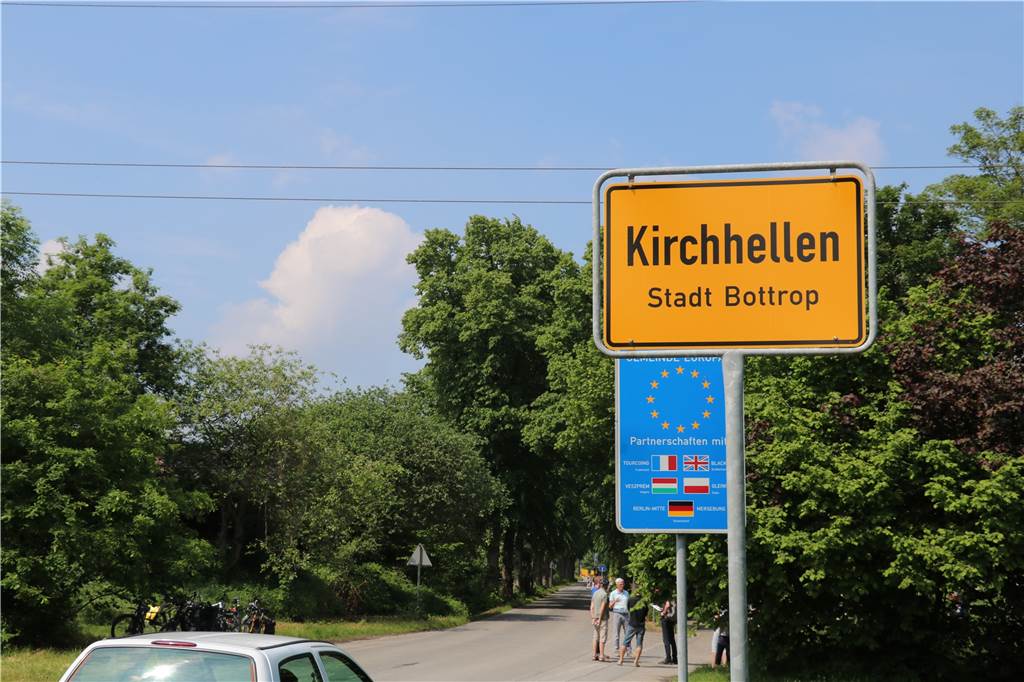 Entwicklung eines Wunschradwegnetzes hat begonnen Die Initiative „Aufbruch Fahrrad Bottrop“ hat gemeinsam mit dem ADFC Bottrop das Projekt rund um die Entwicklung eines Wunschradwegenetzes für Bottrop begonnen.