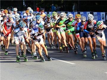 Die Inlineskater kurz nach dem Start beim Berlin-Marathon. Foto: Stephanie Pilick