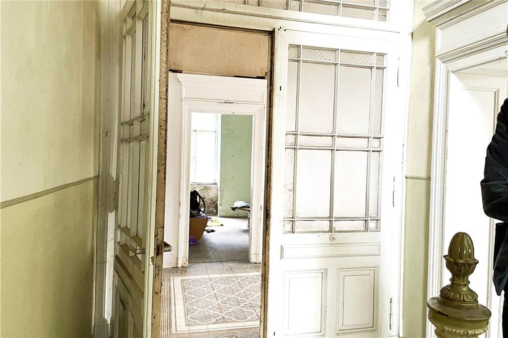 Architekten machen aus Bauernhof Korte in Marten 17 Wohnungen Die Innentüren im Wohnhaus von 1878 auf dem Martener Hof Korte sollen möglichst erhalten bleiben.