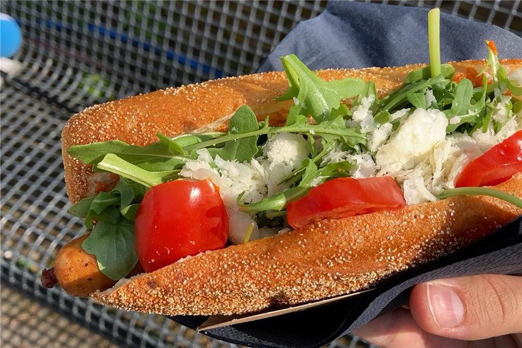 Pottdog im Bergmann-Biergarten in Dortmund-Aplerbeck.