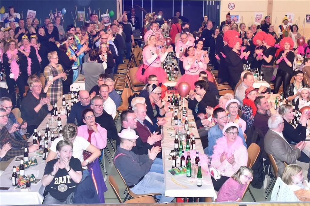 Vorbereitungen für Kappenball auf Zielgeraden: Reise in die 60er-Jahre mit Premiere Die Jakobi-Halle wird am 27. Januar wieder kochen.