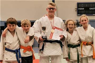 Die Judoka des 1. JJJC Lünen verpassten in der Mannschaftswertung nur knapp das Treppchen.