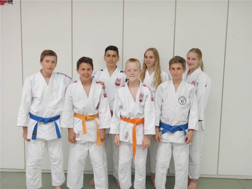 Leonie Olbers holt Bezirkstitel Die Judokämpfer der DJK Stadtlohn