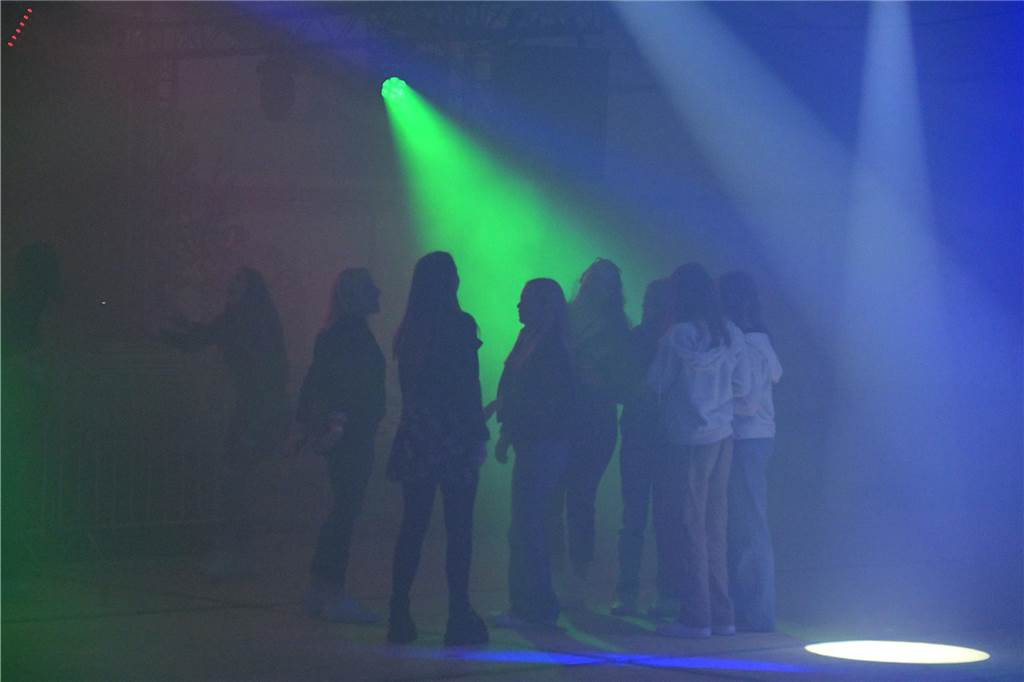 Die Jugenddisco des BSV Ascheberg war gut besucht, die Tanzfläche füllte sich zu später Stunde erst.