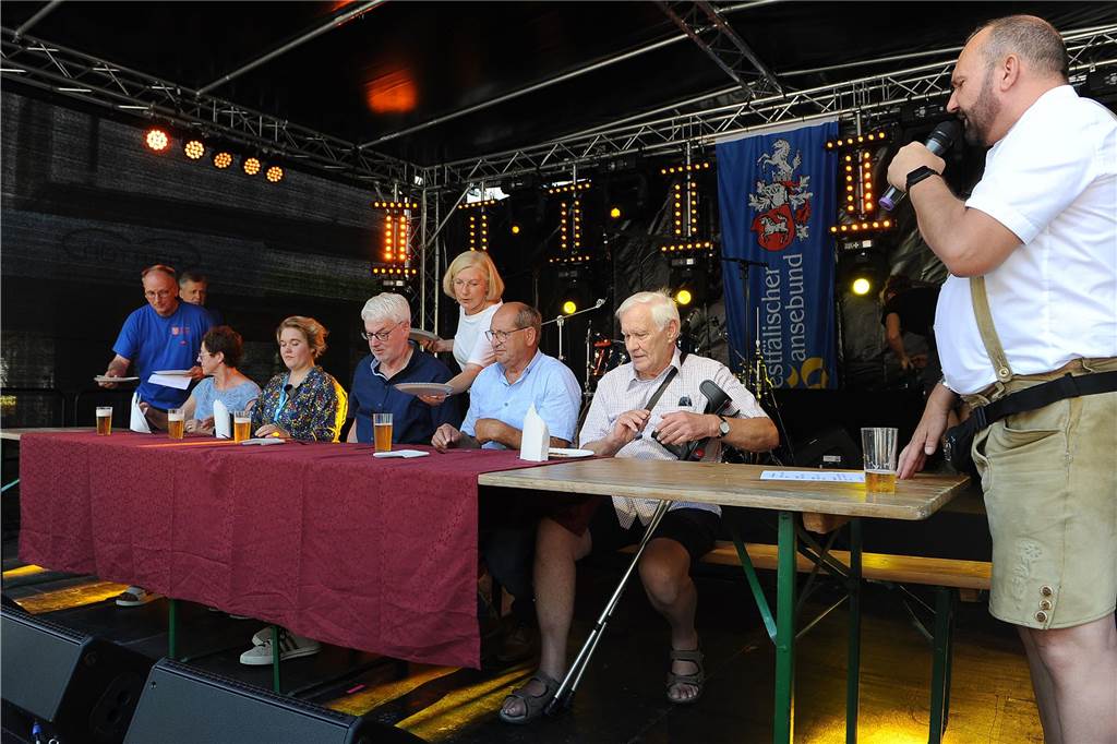 Die Jury entscheidet: Wer backt den leckersten Pannekauken?