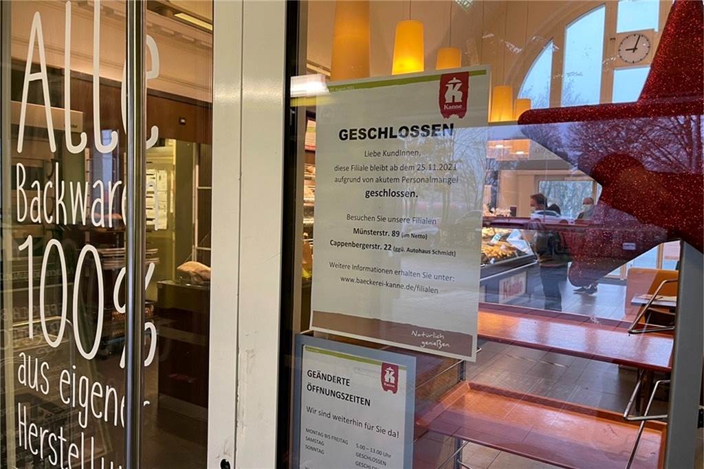 Preisgekrönter Stollen zum Probieren und eine geschlossene Bäcker-Filiale Die Kanne-Filiale am Lüner Hauptbahnhof bleibt vorübergehend ab dem 25. November geschlossen.