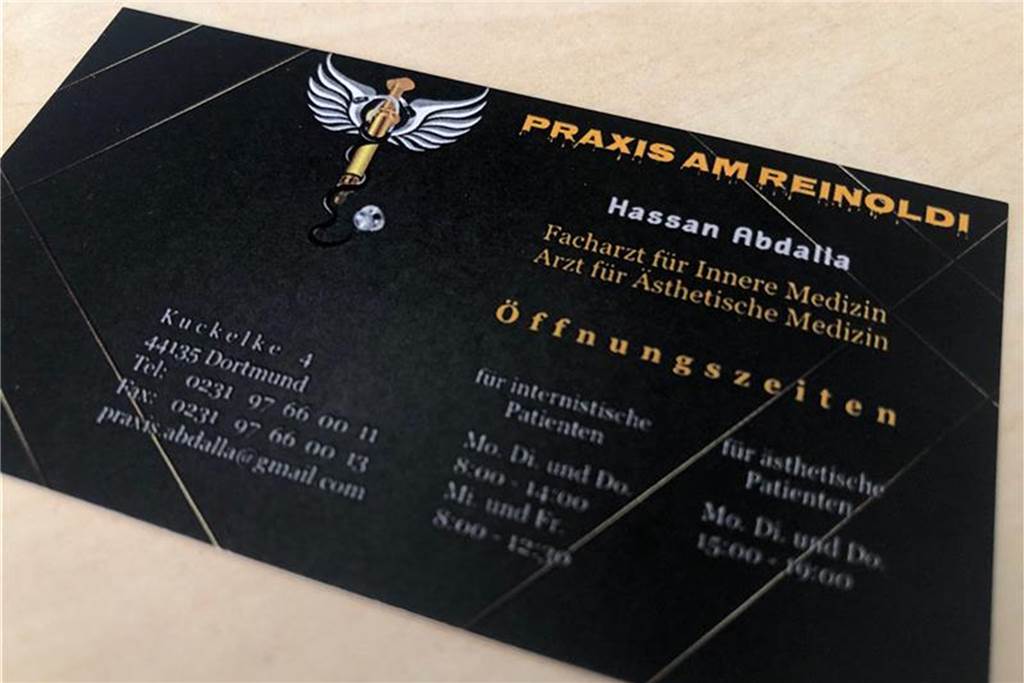 Wie ich ohne Termin eine Corona-Impfung in Dortmund bekommen habe Die Karte der Praxis am Reinoldi sieht für einen Mediziner eher untypisch aus.