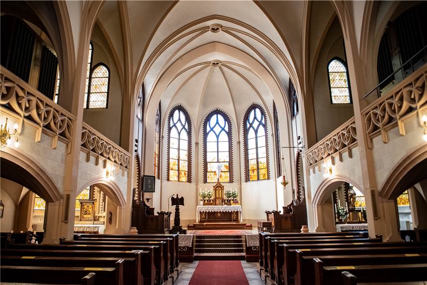 Missbrauchsopfer der Kirche fordern Eingreifen des Bundestags Die katholische Kirche hat aktuell mit vielen Austritten zu kämpfen.