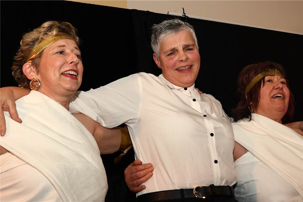 Die KFD Hullern feierte am Donnerstagabend (27. Feburar 2025) ihre traditionelle Weiberfastnacht im Pfarrgemeindehaus.