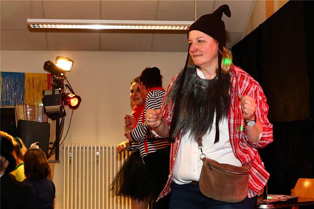 Die KFD Hullern feierte am Donnerstagabend (27. Feburar 2025) ihre traditionelle Weiberfastnacht im Pfarrgemeindehaus.