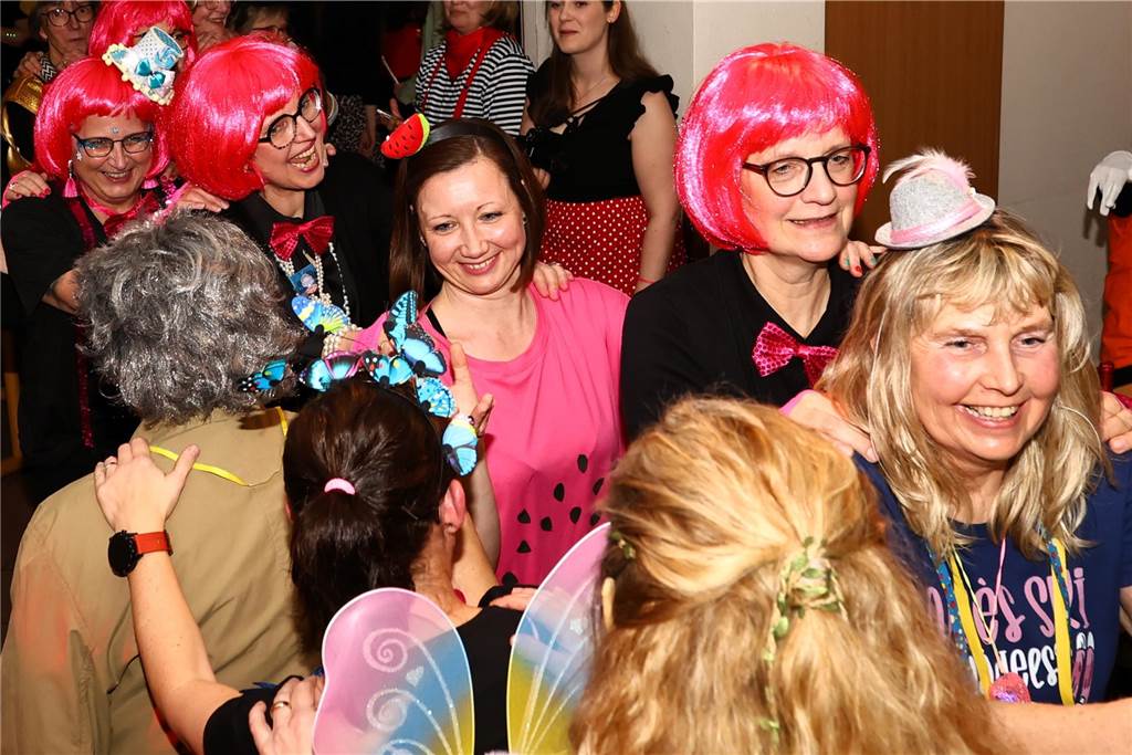 Die KFD Hullern feierte am Donnerstagabend (27. Feburar 2025) ihre traditionelle Weiberfastnacht im Pfarrgemeindehaus.