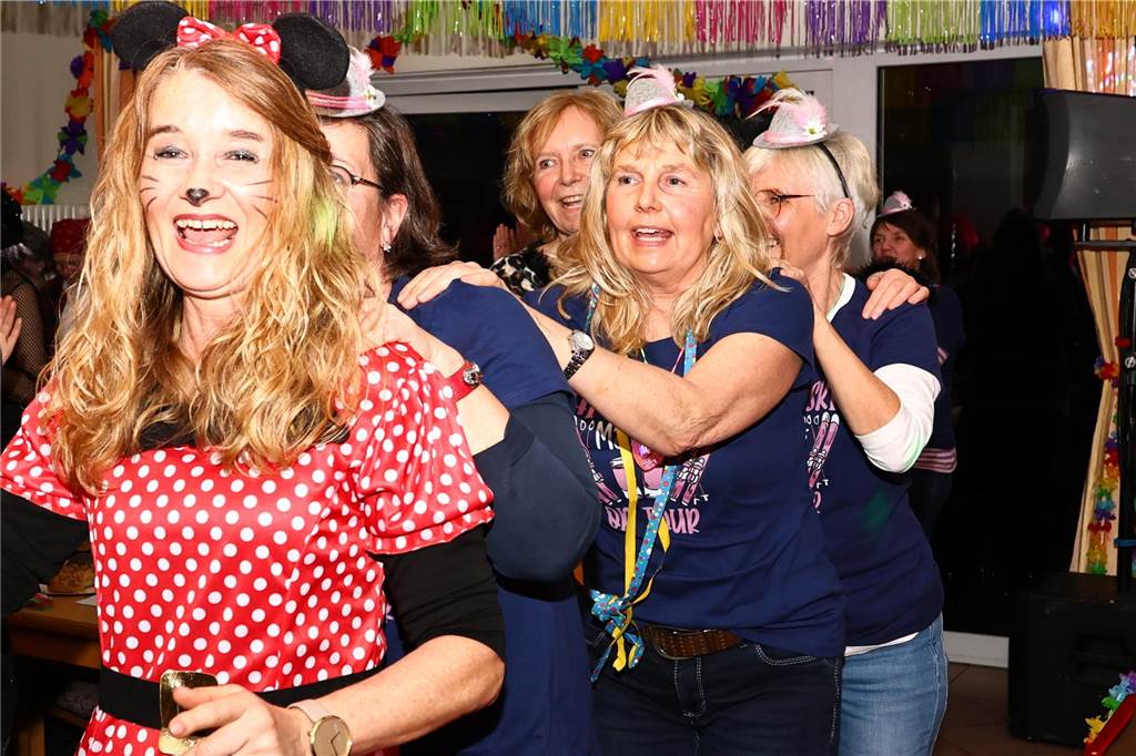 Die KFD Hullern feierte am Donnerstagabend (27. Feburar 2025) ihre traditionelle Weiberfastnacht im Pfarrgemeindehaus.