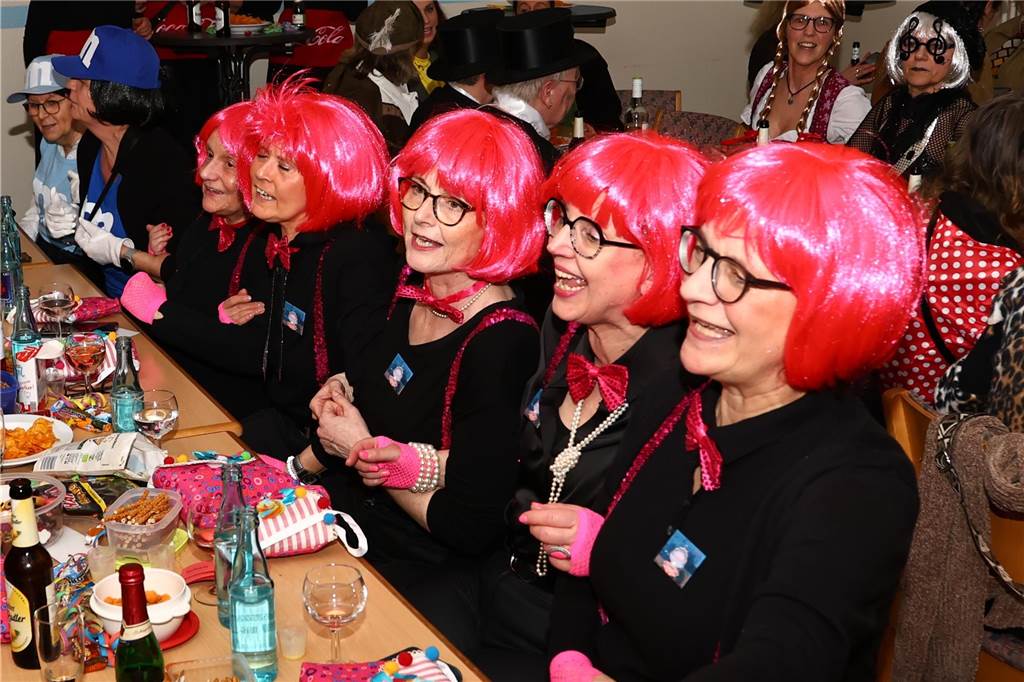 Die KFD Hullern feierte am Donnerstagabend (27. Feburar 2025) ihre traditionelle Weiberfastnacht im Pfarrgemeindehaus.