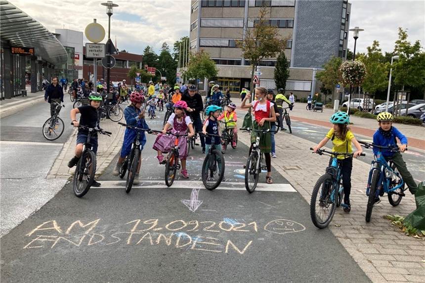 Fast 100 Kinder demonstrieren bei Rad-Demo in Werne: „Wir brauchen mehr Platz“ Die Kidical Mass in Werne lockte viele Teilnehmer an.