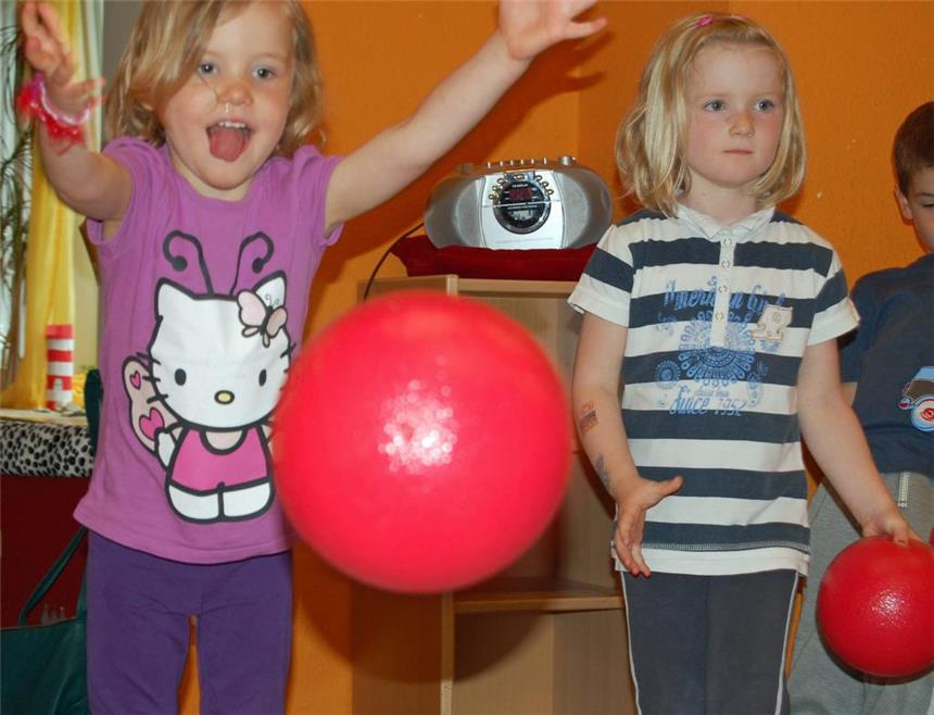 Viel Spaß am Spiel für die Regenbogen-Knirpse Die Kinder des Bewegungskindergartens Regenbogen hatten ganz viel Spaß bei der Olympiade.