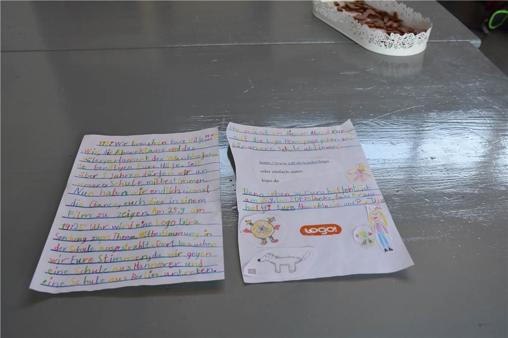 Olfener Grundschüler brauchen Unterstützung, um bei Kindernachrichten groß rauszukommen Die Kinder haben einen Brief geschrieben, mit dem sie bei den Eltern für Stimmen werben möchten.