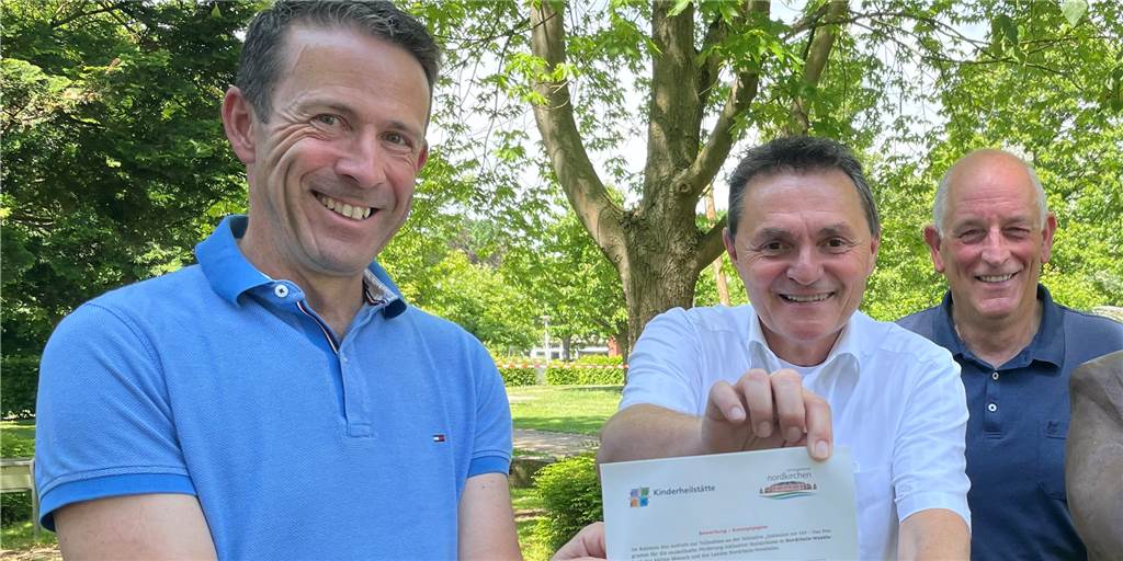 Sechs Partner für Bewerbung um 1 Million Fördergeld für Nordkirchen Die Kinderheilstätte und die Gemeinde Nordkirchen bewerben sich auf eine 1-Million-Förderung. Nur fünf Kommunen in NRW können sie bekommen. Thomas Pliquett, kaufmännischer Geschäftsführer der Kinderheilstätte, (v.l), Bürgermeister Dietmar Bergmann und Bauamtsleiter Josef Klaas sind trotzdem optimistisch.