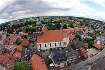 Die Kirche St. Mauritius im Ortskern von Nordkirchen.
