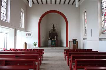 Die Kirchenbänke der Ahauser Christuskirche sollen – solange der Lockdown wegen des Coronavirus' gilt – leer bleiben.