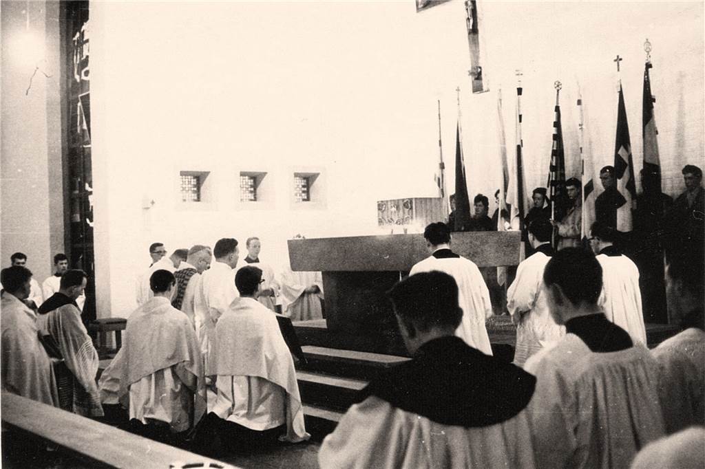 60 Jahre Kirchweihfest St. Joseph: Fest, Namenstag und eine Statue auf Tour Die Kirchweihe wurde 1963 von damaligen Bischof Dr. Joseph Höffner vorgenommen.