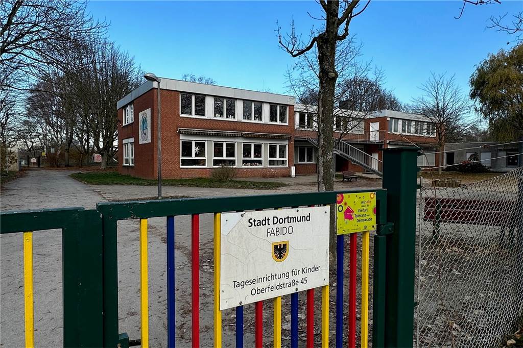 Rohrbruch in Huckarde: 90 Haushalte und eine Kita ohne Wasser Städtische Fabido-Kita an der Oberfeldstraße 45 in Huckarde