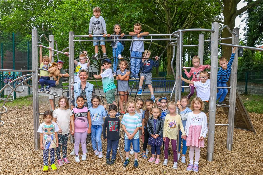 Die Klasse 1a der Hellweg-Grundschule