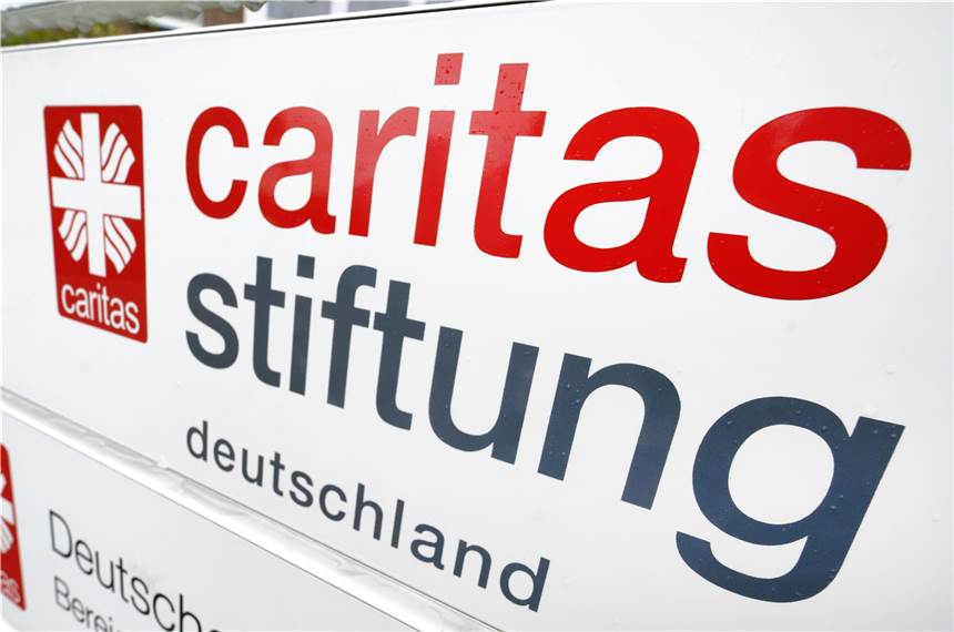 Was am Montag in Castrop-Rauxel wichtig wird: Parkbad Süd, Neubauprojekt, Großspende. Die Kleiderkammer der Caritas in Castrop-Rauxel hat eine Großspende im Wert von 18.000 Euro erhalten.