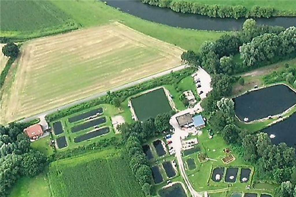 Rainer und Adelheid Naroda erwarten Lösung für Kanuanlagestelle Die kleine Nebenstraße "Zum Gahlener Grind" bietet nur wenig Platz und keine Möglichkeit zu wenden.