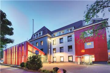 Die Klinik am Park in Brambauer lässt ab Mittwoch (16. Juni ) wieder Patientenbesuche zu.