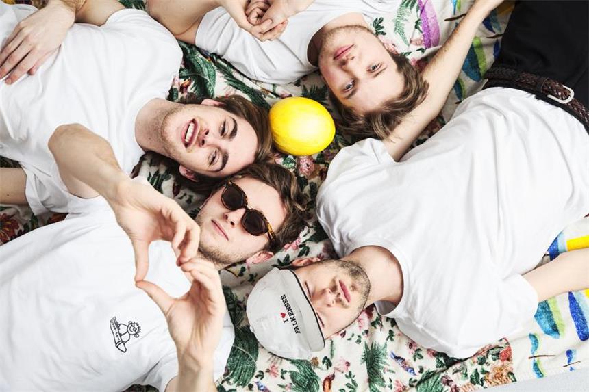 Fünf Tipps für den "Sommer am U" Die Kölner Band GOLF bietet entspante deutsche Texte und groovende Gitarrenriffs - passend zum (hoffentlich) gutem Wetter am U-Turm.