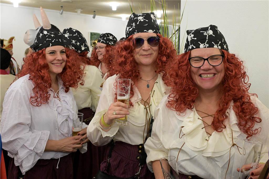 Die Kolpingsfamilie Werne feierte mit „Hol di fast“ in diesem Jahr auch 100 Jahre öffentlichen Karneval in der Stadt.