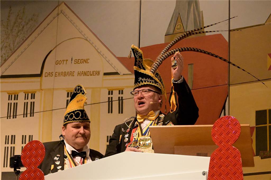 Die Kolpingsfamilie Werne feierte mit „Hol di fast“ in diesem Jahr auch 100 Jahre öffentlichen Karneval in der Stadt.