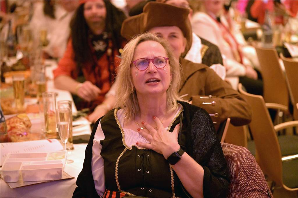 Die Kolpingsfamilie Werne feierte mit „Hol di fast“ in diesem Jahr auch 100 Jahre öffentlichen Karneval in der Stadt.