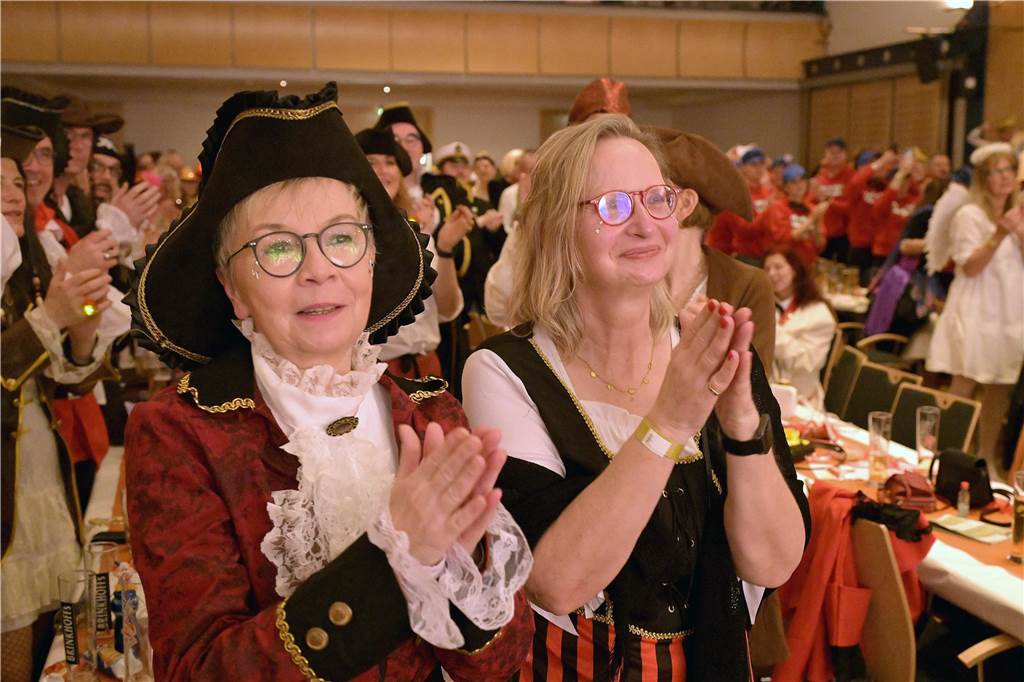 Die Kolpingsfamilie Werne feierte mit „Hol di fast“ in diesem Jahr auch 100 Jahre öffentlichen Karneval in der Stadt.