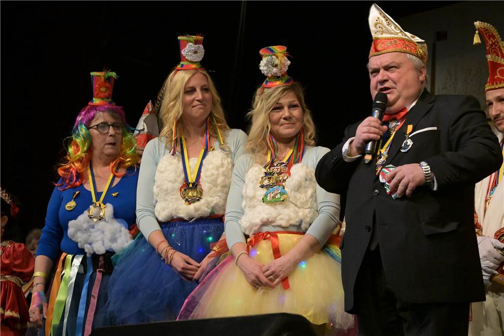 Die Kolpingsfamilie Werne feierte mit „Hol di fast“ in diesem Jahr auch 100 Jahre öffentlichen Karneval in der Stadt.