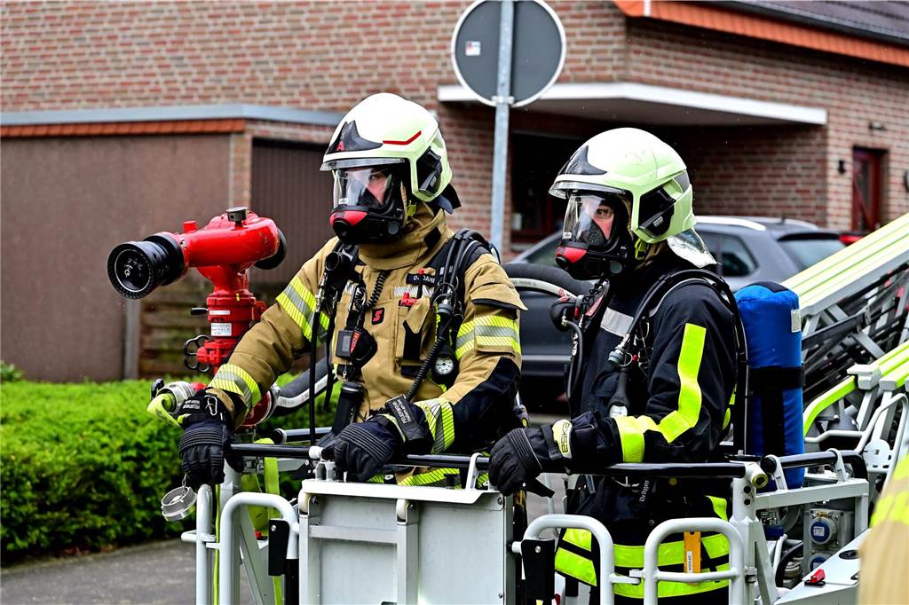 Kämmerer bringt Etat ein: Haltern als Packesel von Bund und Land Feuerwehr im Einsatz