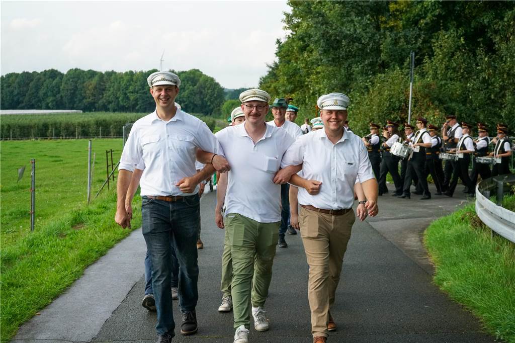 Die Kompanien marschierten vom Schmücker Hof zur Kuhweide von Bauer Sagel.