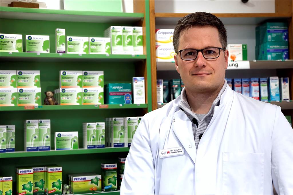 Mehr Geld für Medikamente - Halterner Apotheker: „Zu kurz gesprungen“ Dr. Philipp Schulte-Mecklenbeck in der Bären-Apotheke.