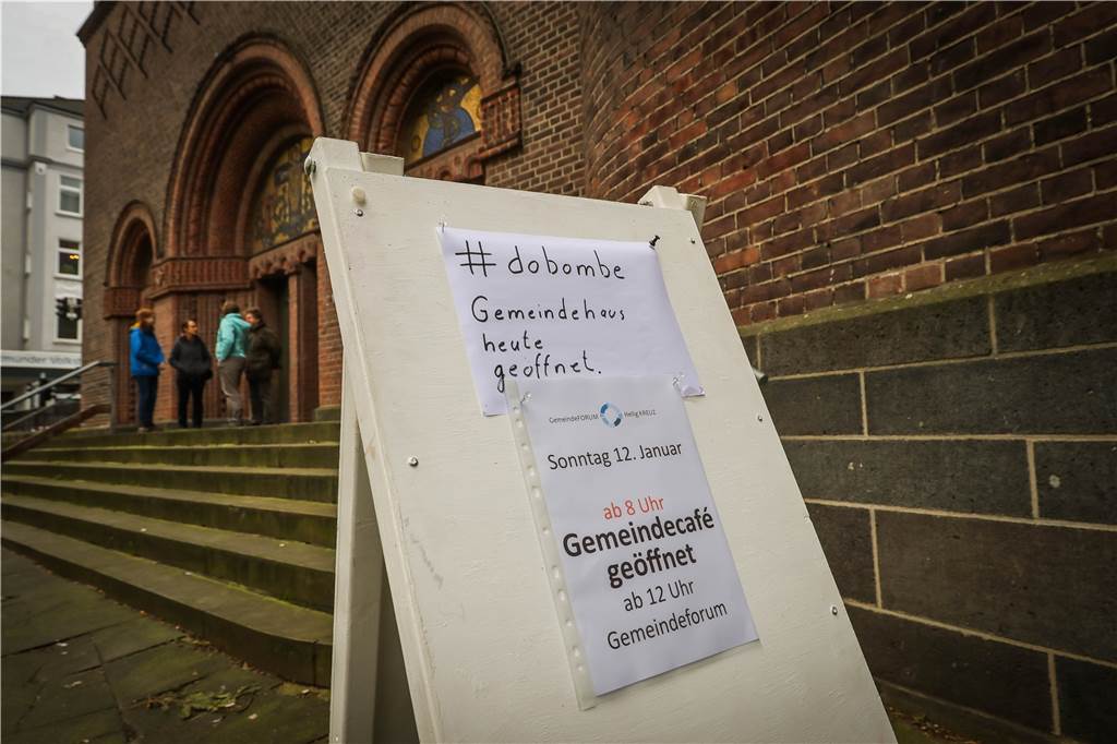 Wärme, Suppe und Kaffee: Private Notunterkünfte sind für Evakuierte geöffnet Die Kreuz-Gemeinde lud ganz speziell auch Anwohner aus dem Evakuierungsgebiet ein.