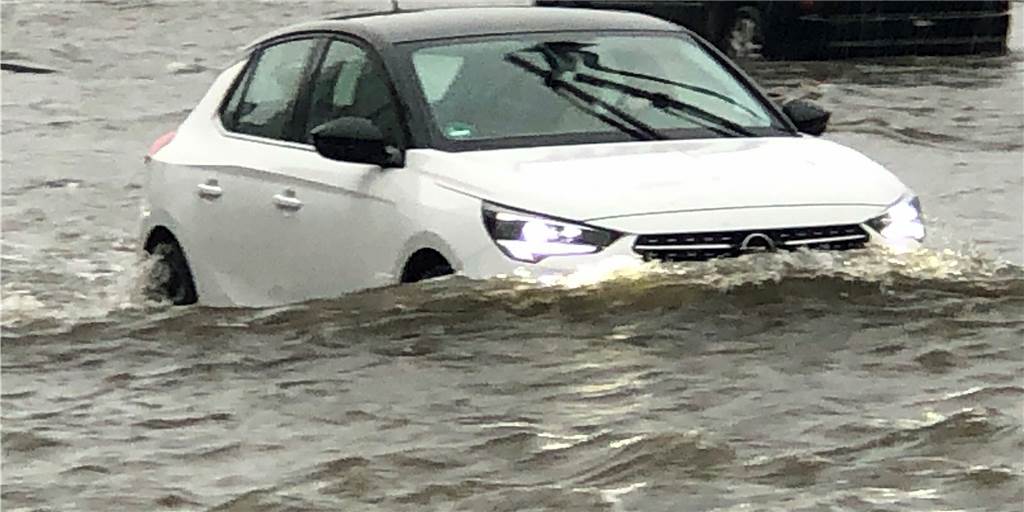 Unwetter-Rückblick: Als Werne in den Fluten versank Die Kreuzung Münsterstraße/Hansaring war am Nachmittag des 14. Juli 2021 überflutet.