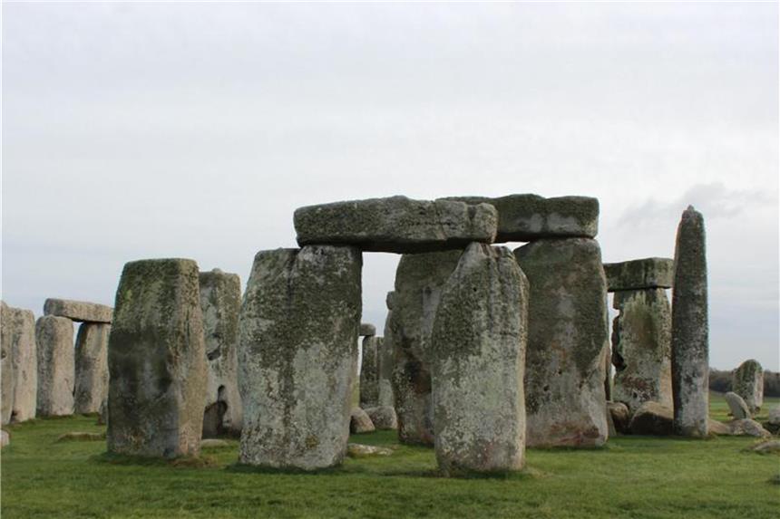 Wintersonnenwende in Stonehenge Die Kultstätte Stonehenge in Wiltshire (Großbritannien). Foto: Charlotte Zink