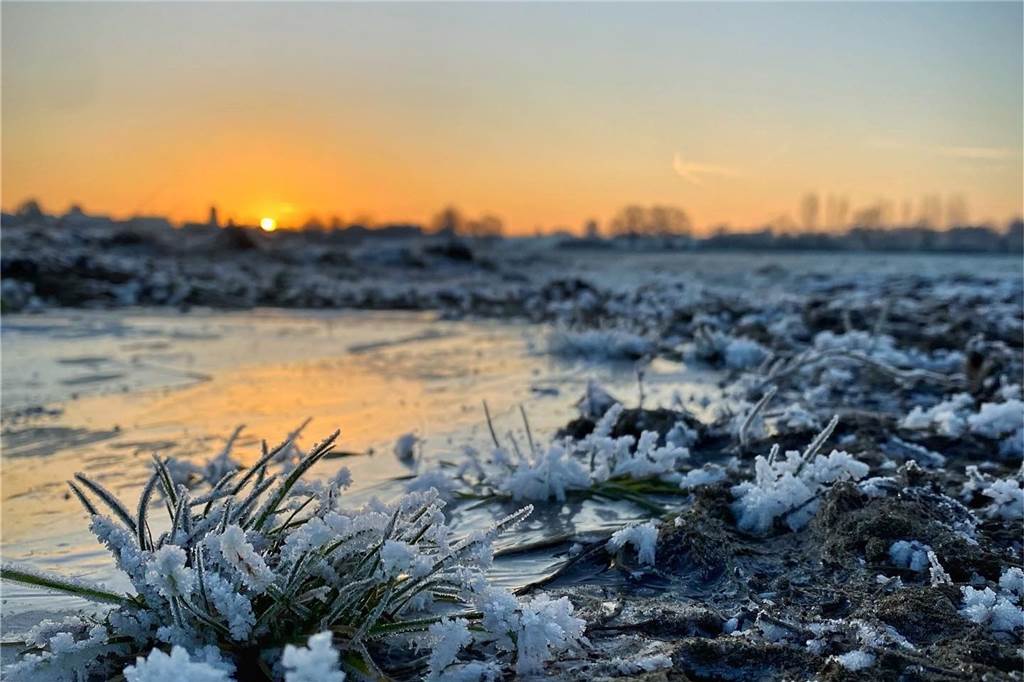 Die Landschaft um Nordkirchen in perfektes Licht am Morgen gehüllt.