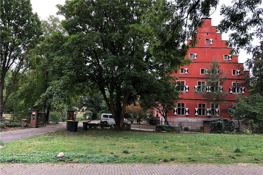 Die Lanstroper und Greveler mögen die schöne Gegend ihrer beiden Dörfer zum Beispiel rund um das Haus Wenge in Lanstrop.