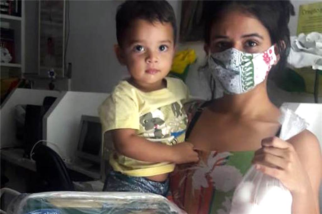Ajuda Haltern hilft Kindern in Not in Brasilien und bittet um Spenden Die Lebensmittelpakete sichern die Existenz vieler Familien.