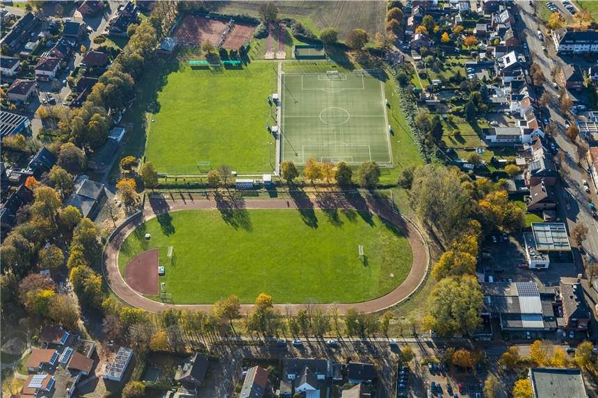 Kostenpunkt mehr als eine halbe Millionen Euro: ETuS-Anlage wird aufgewertet Die Leichtathletikrundbahn an der Conzeallee wird erneuert.