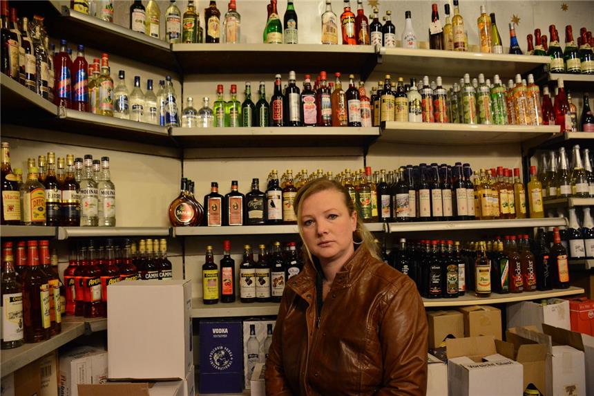 Getränkehandel aus Lembeck verklagt Swingerclub Die Lembeckerin Birgit Hinsken ist die Tochter der Inhaberin Hannelore Hinsken.