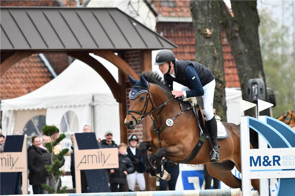 Die Lenklarer Reitertage 2023 gingen am Sonntag mit dem beliebten Jump and Drive sowie dem Großen Preis von Werne zu Ende.