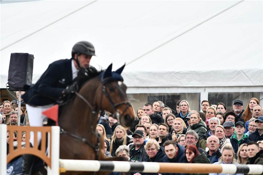 Die Lenklarer Reitertage 2023 gingen am Sonntag mit dem beliebten Jump and Drive sowie dem Großen Preis von Werne zu Ende.