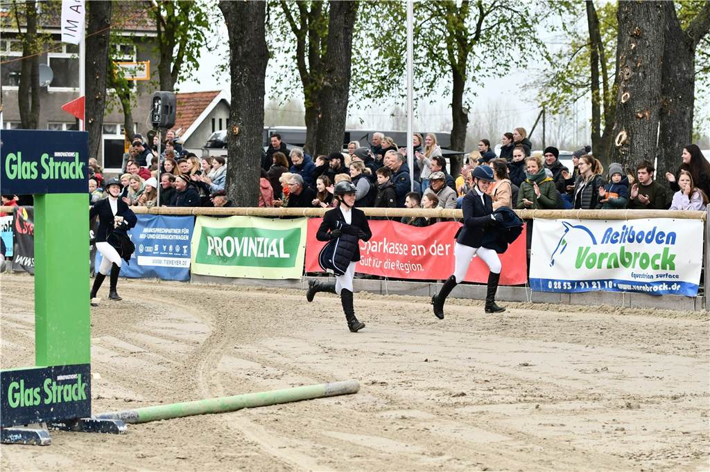 Die Lenklarer Reitertage 2023 gingen am Sonntag mit dem beliebten Jump and Drive sowie dem Großen Preis von Werne zu Ende.