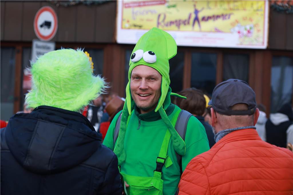 Fotos vom Rosenmontag: So haben die Stadtlohner Narren ihr Sessionsfinale gefeiert Die letzte große Karnevalsparty: 70 Zugnummern sind beim großen Rosenmontagsumzug durch Stadtlohn gefahren – und alle haben zusammen auf den Straßen gefeiert.
